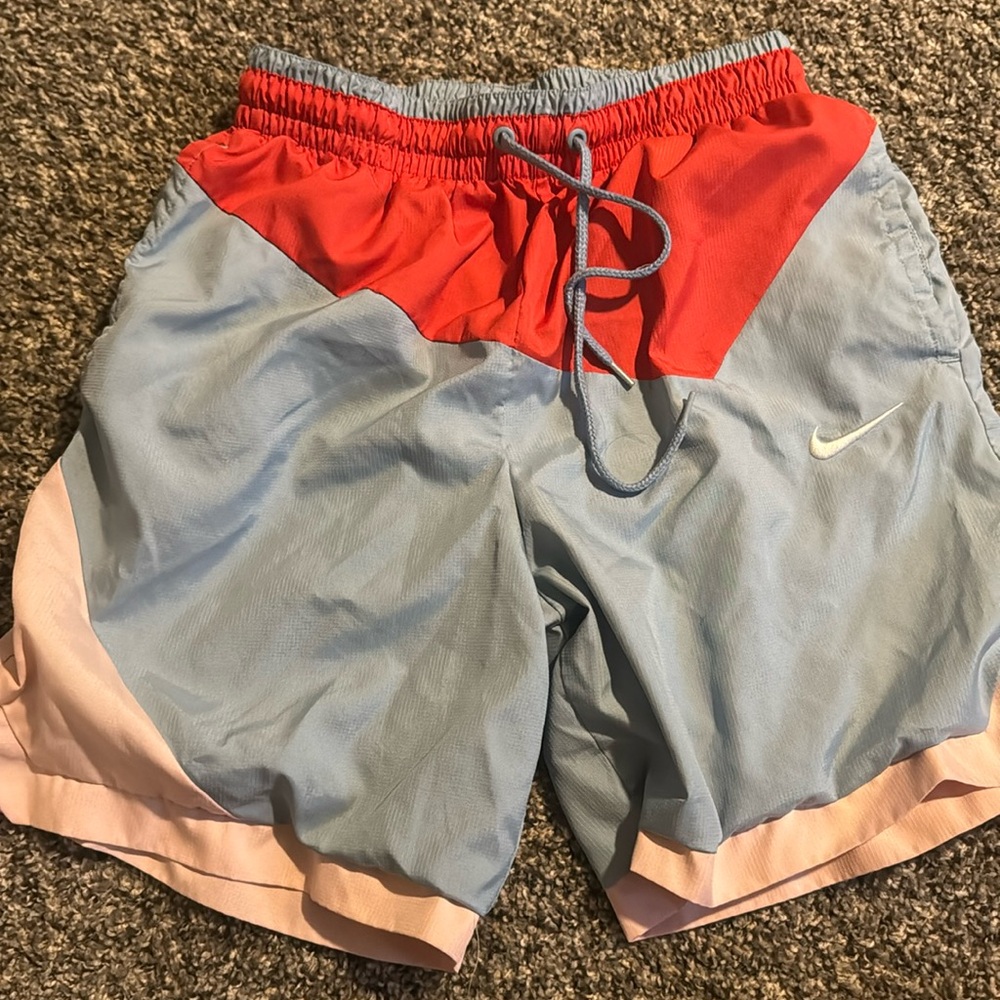 Men’s Nike Basketball Shorts Size Small